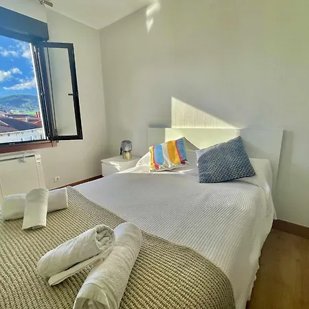 Ostadar Etxea - * بيرميو